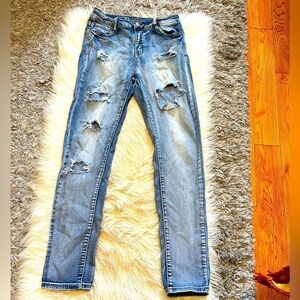 Medium  Wash Distressed Jeans